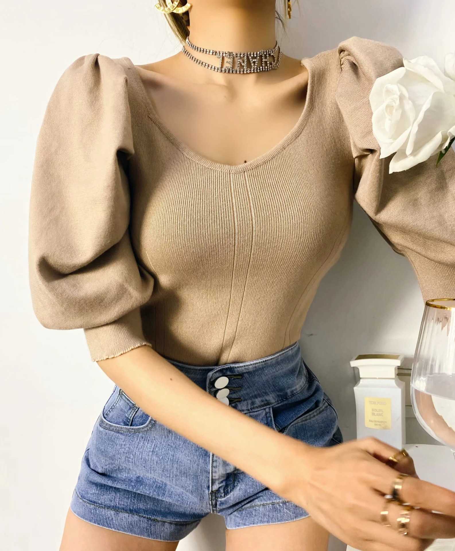 

Retro Light Luxury Knitwear Solid Puff Sleeve O Neck Short Women Tops 210615, Red