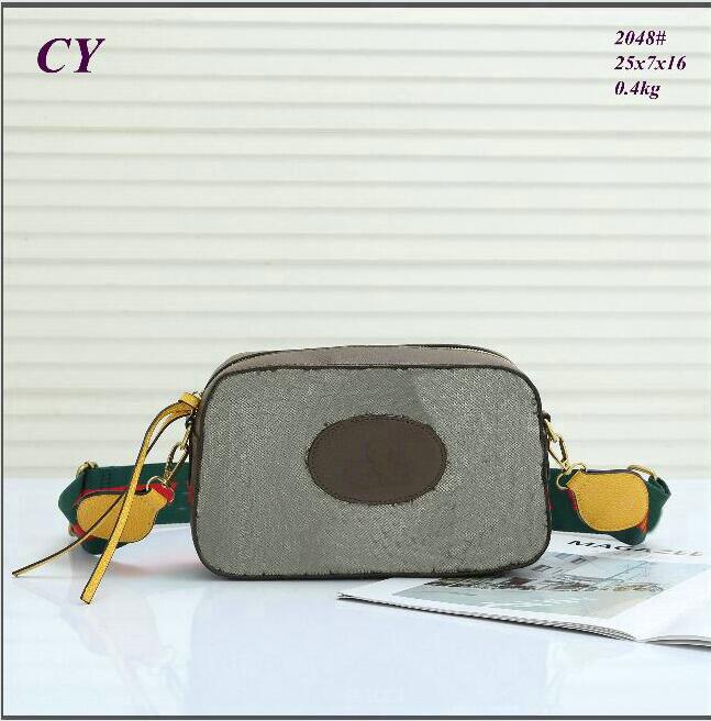 

Luxurys Designers Shoulder Bag Retro Chains Leather Handbags Fashion Cross Body Printed Women Totes Classic Crossbody Clutch bagpalace 2048# 78u, Brown