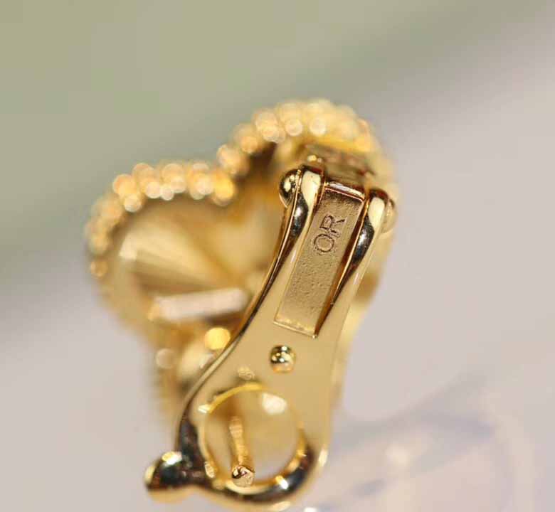 

V gold material Luxury quality 1.5cm flower clip earringwomen wedding jewelry gift have special stamp WEB 127