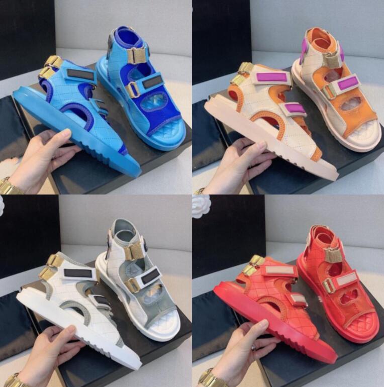 

Designer Velcro Flat Sandals Women Letter comfortable leather Classic High Quality Fashion Outdoor Sandal Shoes size 35-40, Contact us