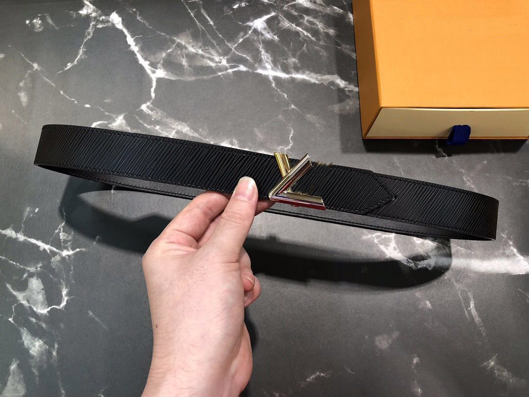 

L 2021 3cm Fashion Women luxurys men designers belts Classic Belt with Box, D6656 real leather production ,the factory source 5542, With box top quality