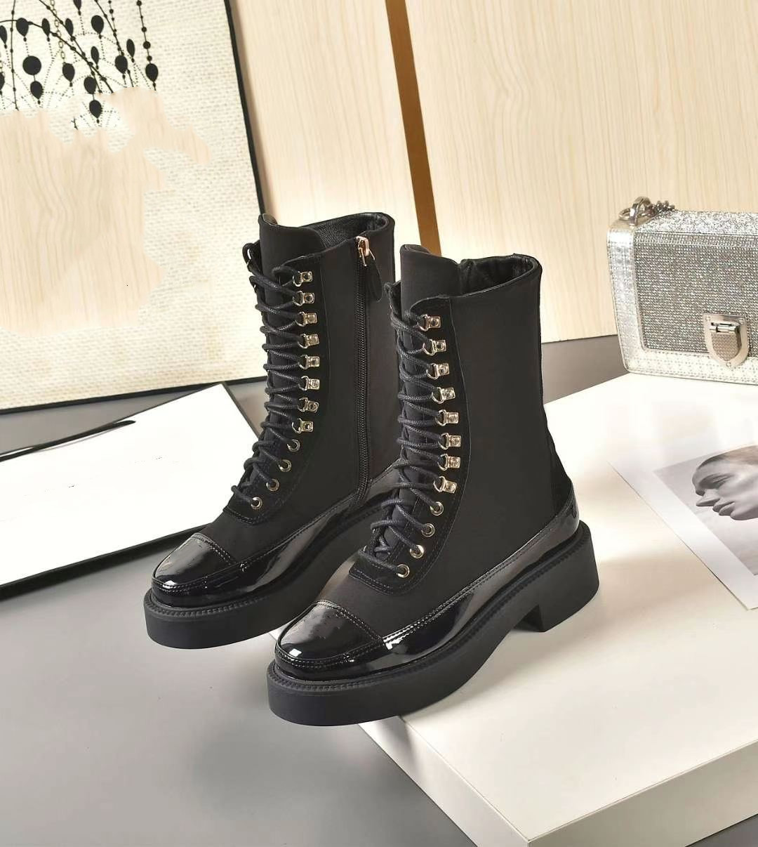 

Luxury leisure in the long marten boots 9 inch autumn and winter design gold hardware logo high quality size 35-42, Box