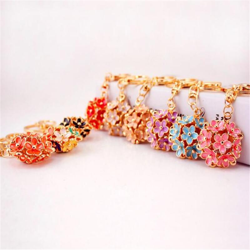 

Keychains Metal Flower Key Chains Rings Women Purse Bag Buckle Pendant For Car Keyrings B118