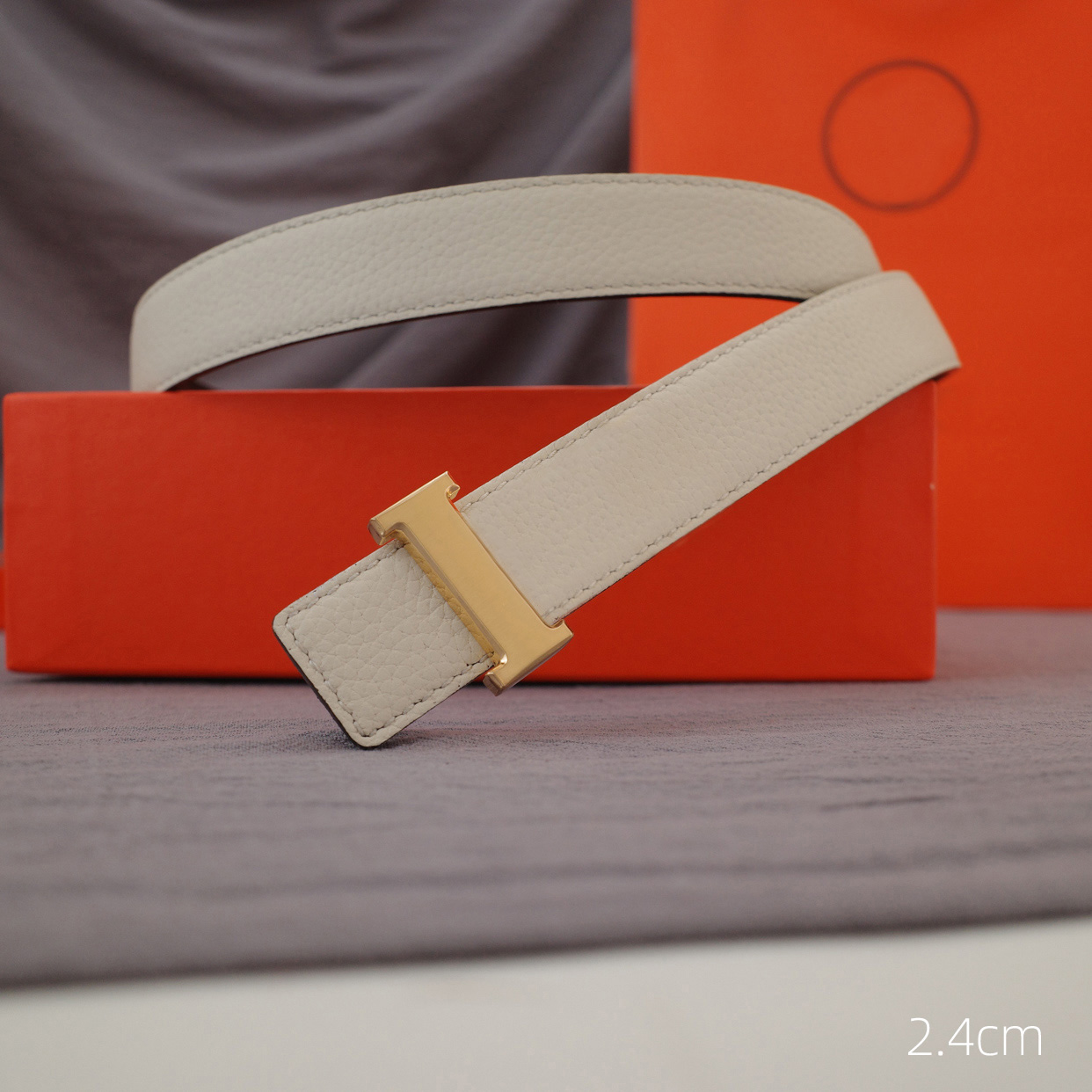 

Trend 2.4 Cm Wide Belts For Women Luxurys Designer Belt Men Classic Letters Belt Buckle Girdle Versatile 5 Colors Simplicity Belts 2021, As pice