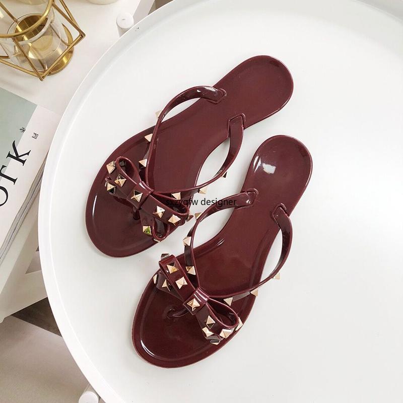 

Sandals Patent Leather Rivets Studded Decor Women Flat Summer Beach Flip-flops Luxury Design Sandalias Vintage Red Fashion, Black