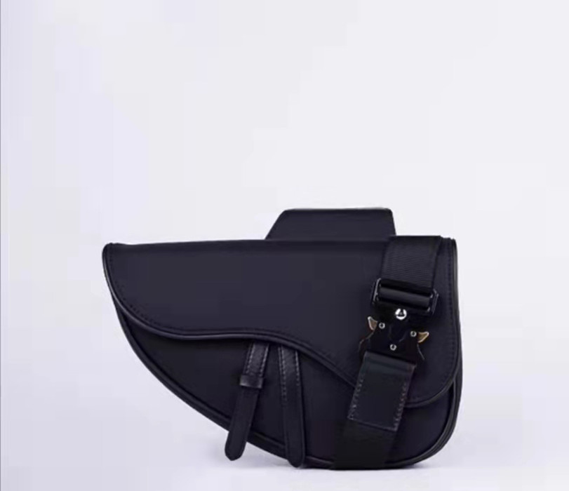 

Luxury Shoulder Bags high quality Satchel clutch bag for men Saddle Waterproof Oxford cloth designer messenger bag Magnetic buckle Fashion Cross Body Handbags HBP, Additional shipping (not sold separately