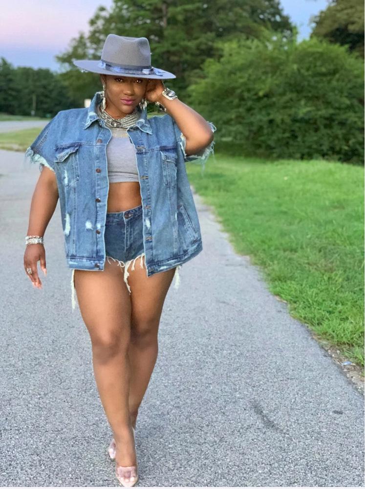 

Ripped Jeans Jacket Sexy Women Sleeveless Elegant Casual Blue Denim Coat High Street Outerwear Women' Jackets, Da23033