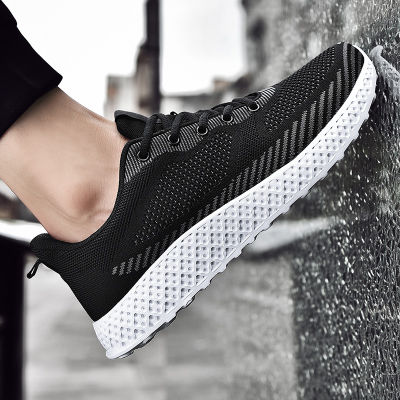 

Wholesale Fashion Sports Sneakers Womens Men Running Shoes Breathable Knitted Fabric Lace Up Athletic Trainers Size Eur 38-46 Code: LX18-0507