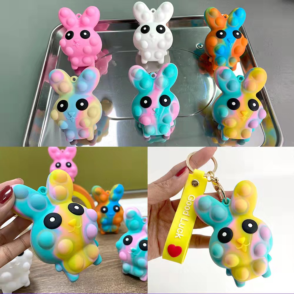 

DHL Party Favor Fidget Toys Easter Bunny squishy Silicone 3D Press Pinch Decompression Ball Keychain pendant Decompression Vent kids toys Gift