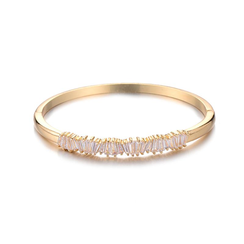 

Bangle Design Ziron Alloy Bangles Bracelets For Women Luxury Geometric Cubic Zironia Wave Charm Jewelry Gift Silver Gold Color 2021