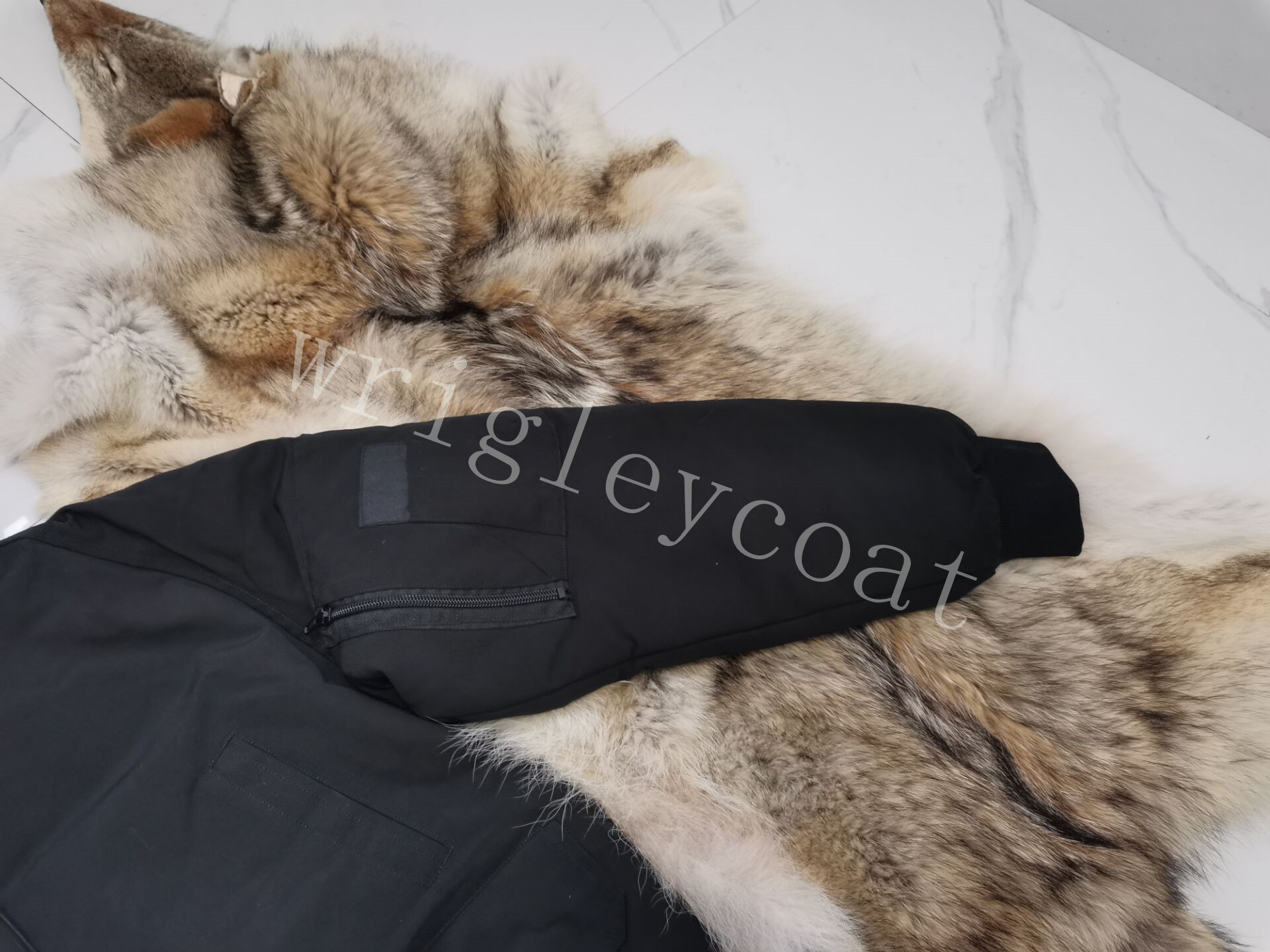 

Top Quality Winter Parkas Outerwear Women Real Wolf Fur Hooded Canada Down Jacket Coats Hiver Doudoune 90% White Down Coat 29-30, Pic show