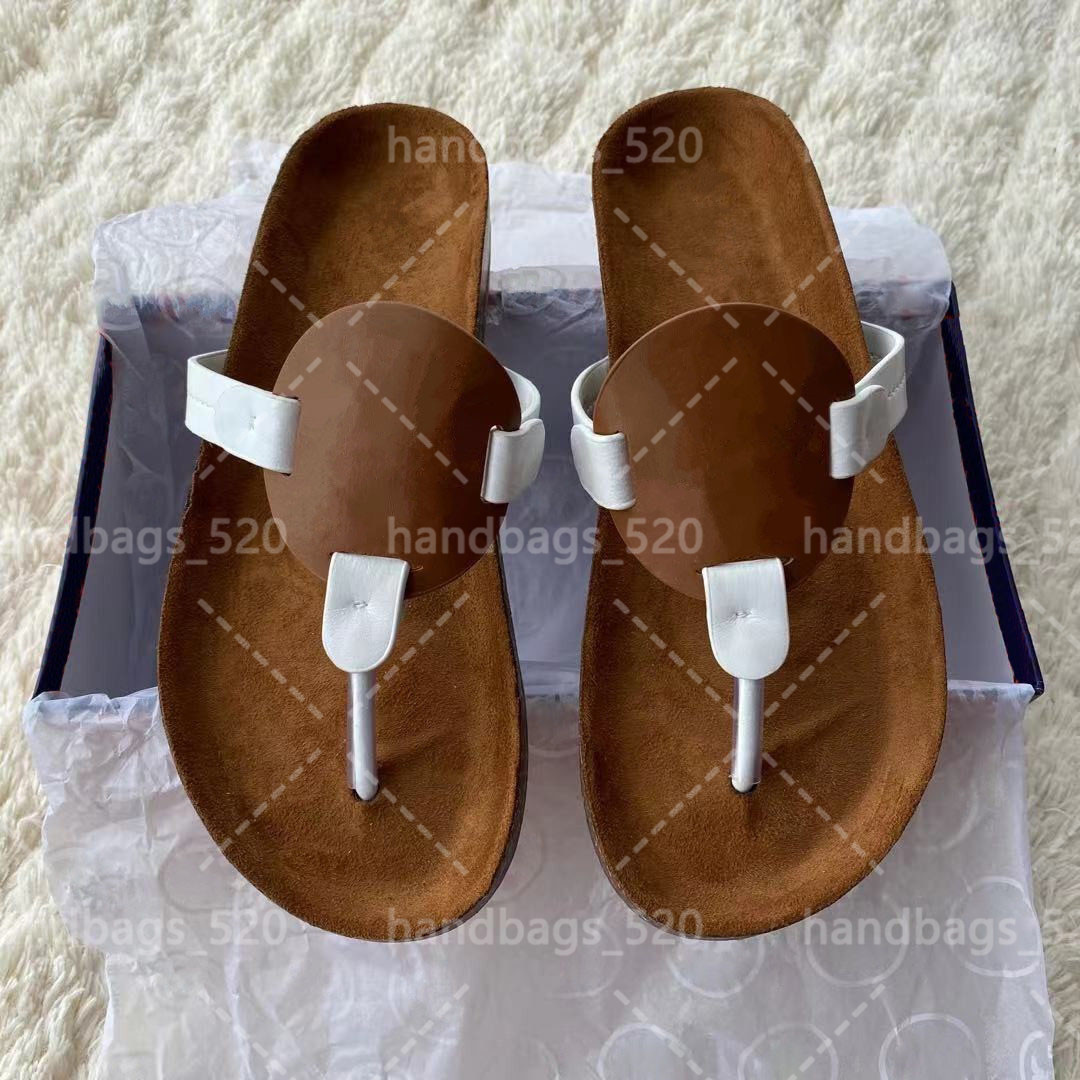 

2021 Flat Slippers Women Luxurys Designers Sandals Girl Slides Sandalias Casual Leather Flip Flops Sizes 36-43 with Box, Black
