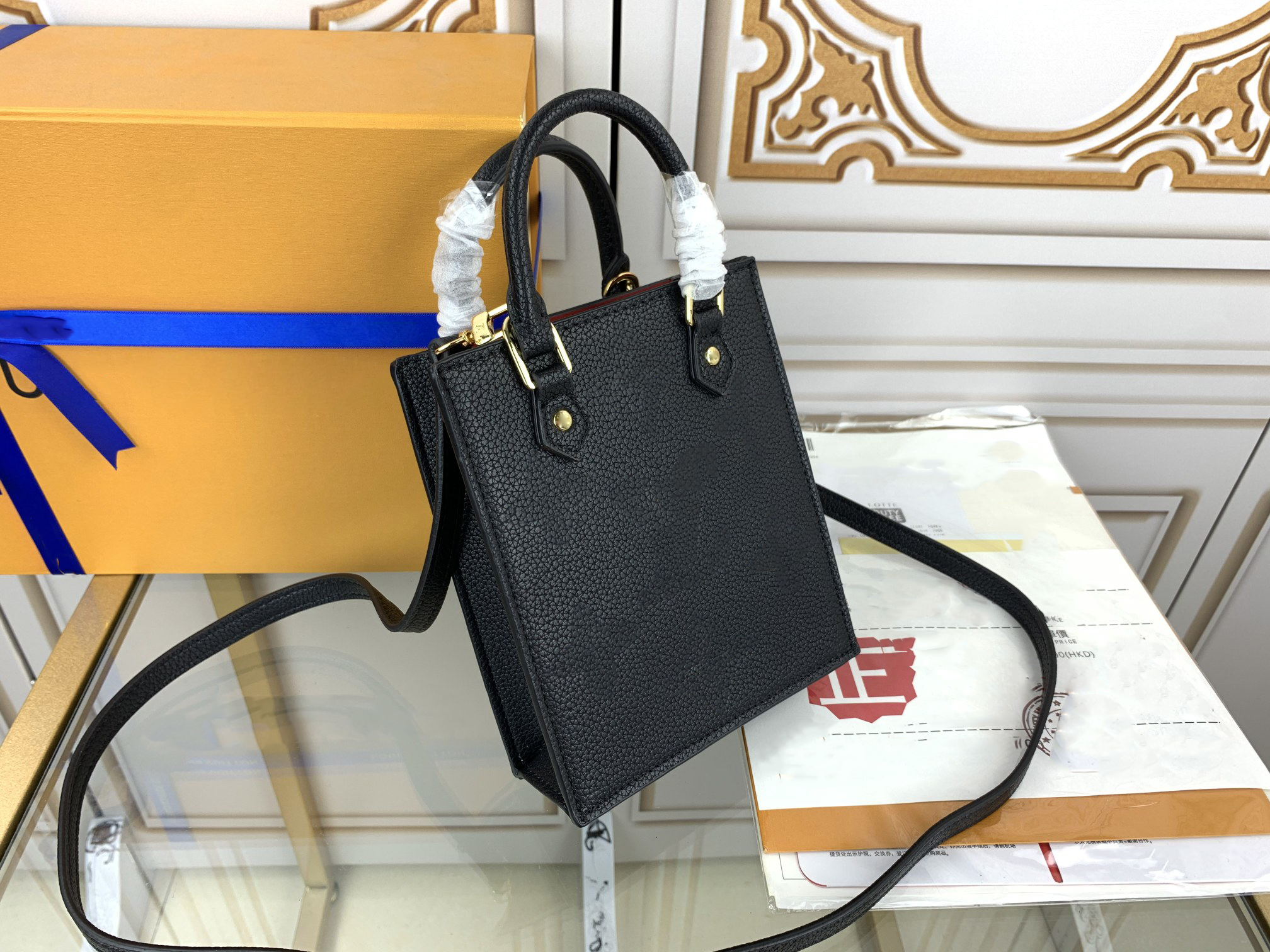 

Wholesale Mini bag Real Photos 17 cm Fashion Women Tote Should small bags Genuine Leather High quality It is suitable for carrying shoulderi