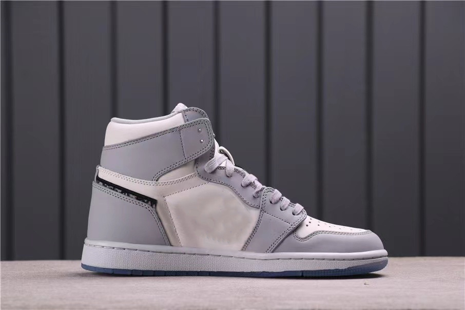 

Top Quality 1 High OG Basketball Shoes Mens Jumpman 1s Wolf Grey Sail-Photon Dust-White Designer Sports Sneakers Without Shoebox
