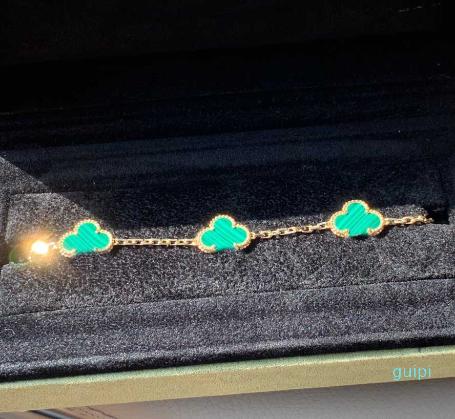 

Luxurious quality five flower pendants necklace with green malachite for women birthday jewelry gift