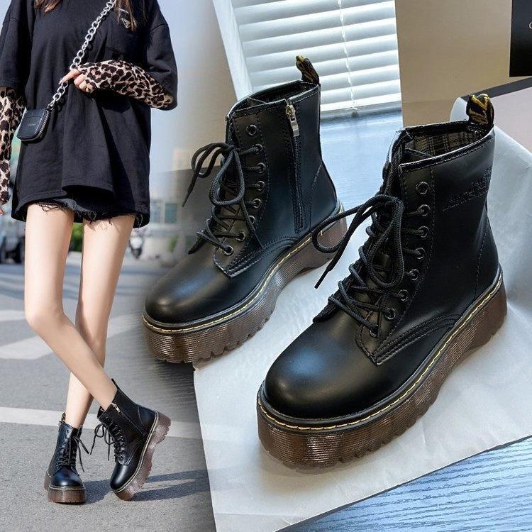 Chaussures de robe 2021 Automne Hiver Bottes Muffin Epresse Bas British Fashion Student Étudiant Short imperméable femme