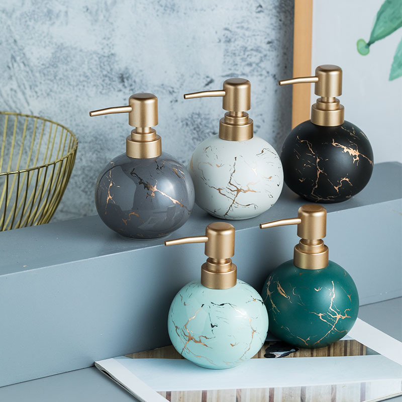 

Refillable Empty Bottles of Bath Gel Shampoo Disinfectant 300ml Round Ball Shape Body Shower Tools for Hotel