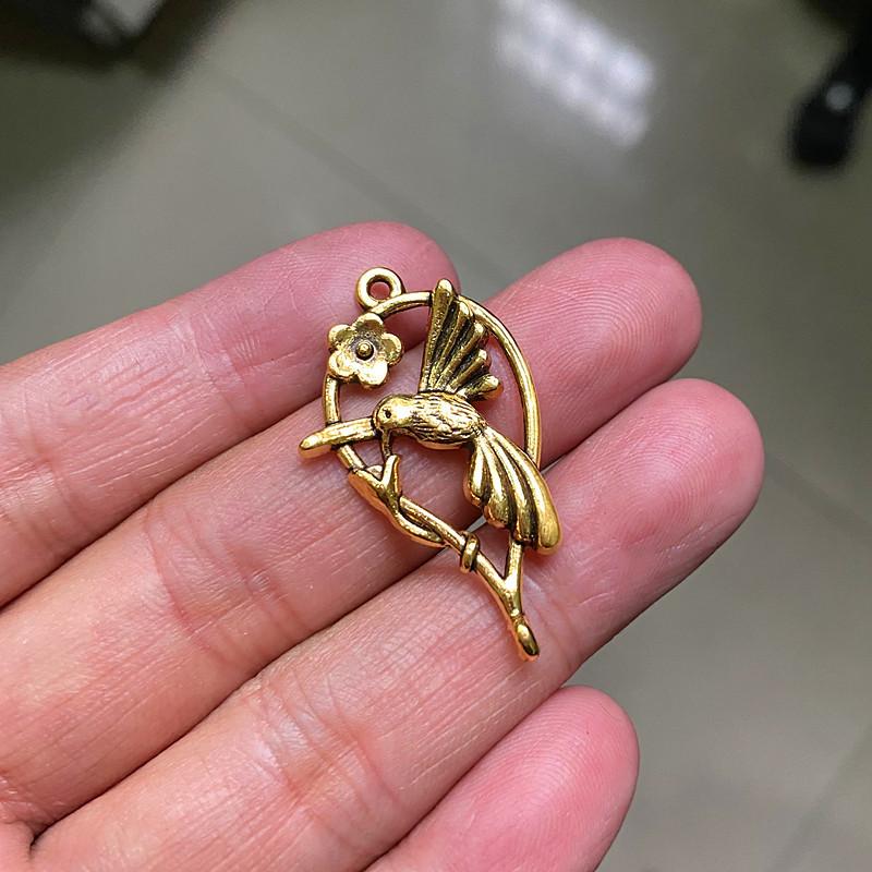 

Charms 18Pcs 36x21mm Humming Bird Connector Pendants Antique Gold Tone Jewelry Making DIY Bracelet Necklace Handmade Craft, Bronze;silver