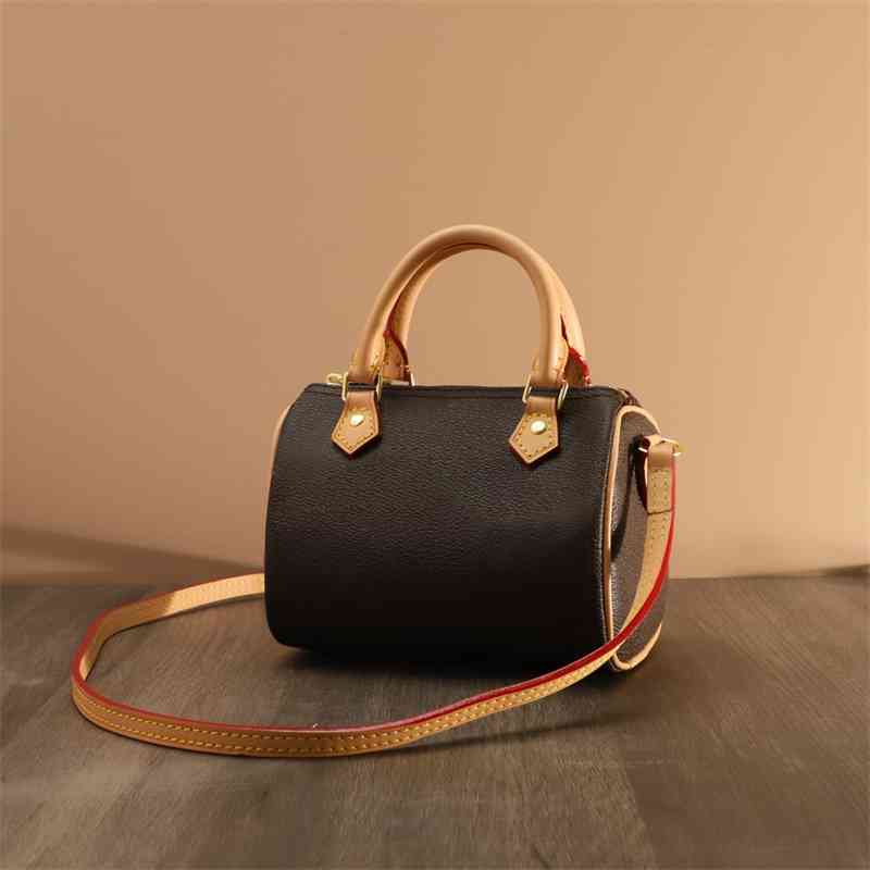 

80% Off Online Store Top quality classic luxury design mini pillow bag Gradient Genuine leather ladies premium hand messenger High-quality F