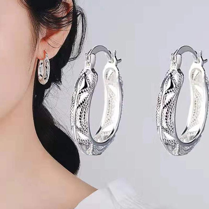 

Hoop & Huggie Huitan Handmade Engrave Pattern Earrings Women Bohemia Style Beach Accessories Stylish Versatile Simple Female Boho Jewelry