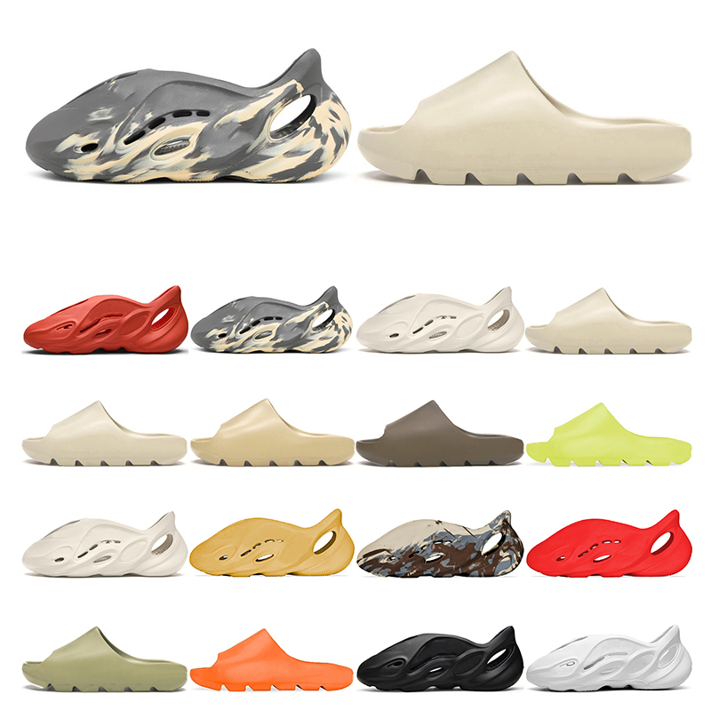 

2021 slides shoes slippers Moon grey platform sandals sneakers mens womens foam runner Desert Sand Triple Black Orange Bone fashion