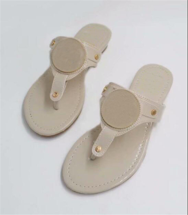 

ukyftjdt women designer sandals Transparent Slippers Black Glossy Transparent Pool Mules Slides Summer PVC Sandals Crystal Female Shoes flat Slippers