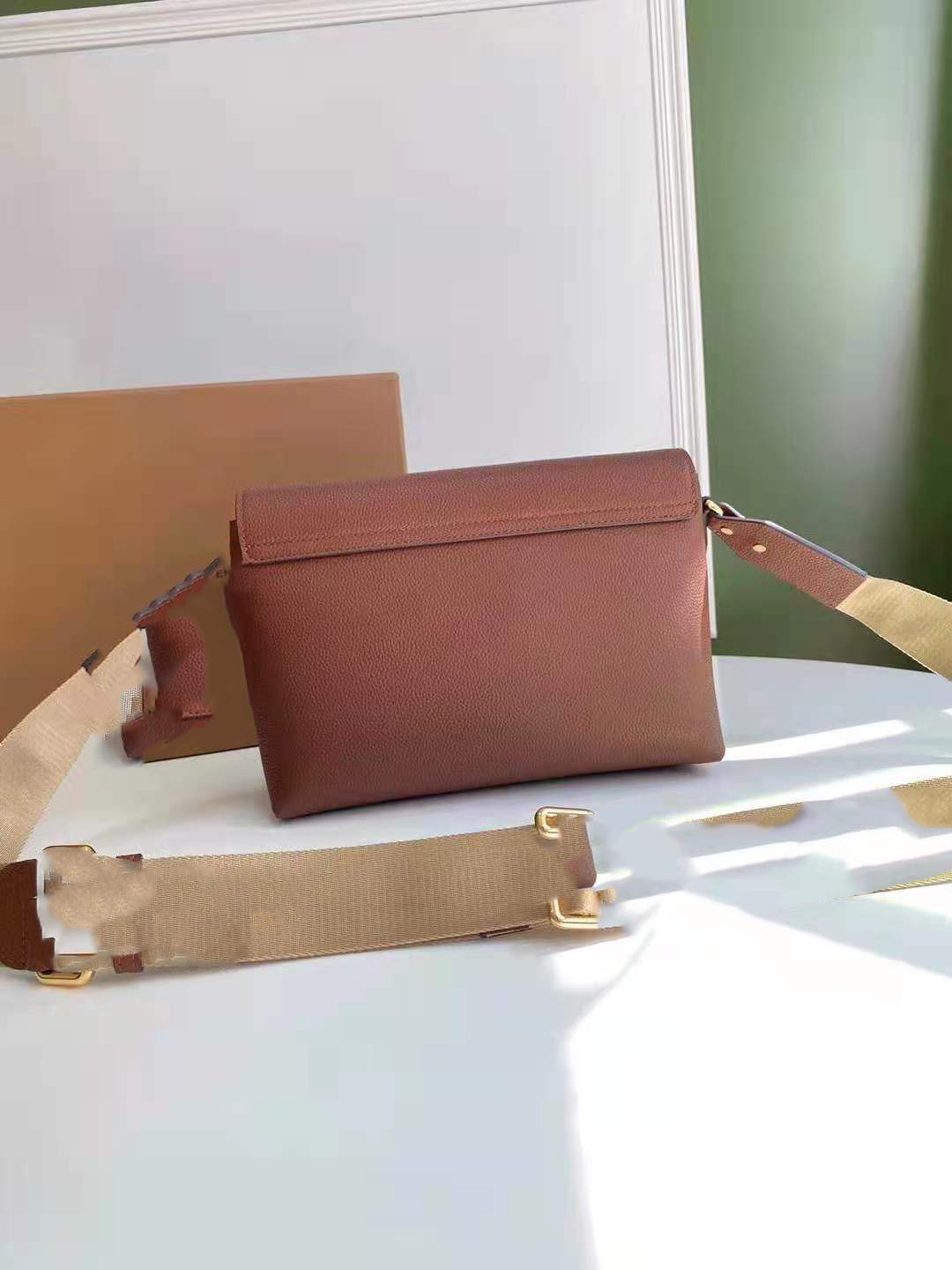 

Fashionable temperament OL bag single shoulder bag, Light brown