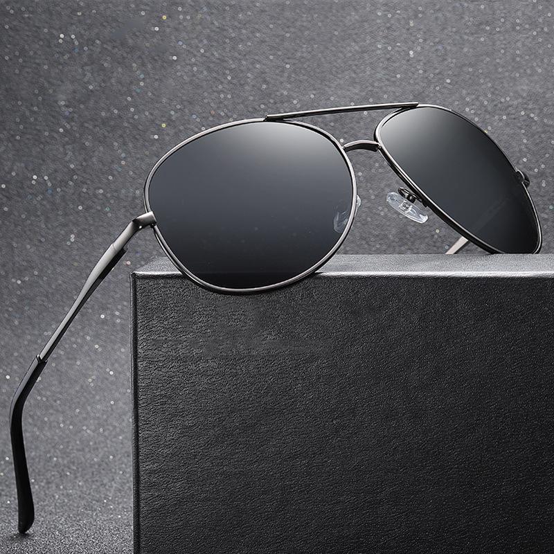 

Sunglasses Luxury Men Polarized Male Classic Pilot Drivers Glasses Metal Vintage Fishing Driving Goggles Masculino