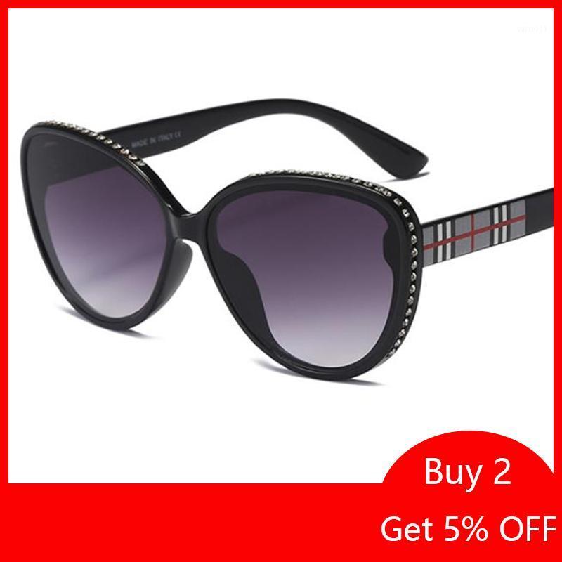 

Sunglasses Lattice Cat Eye Designer Shades Women's 2021 Trendy Female Rhinestone Sun Glasses Big Brand Gradient Eyewear