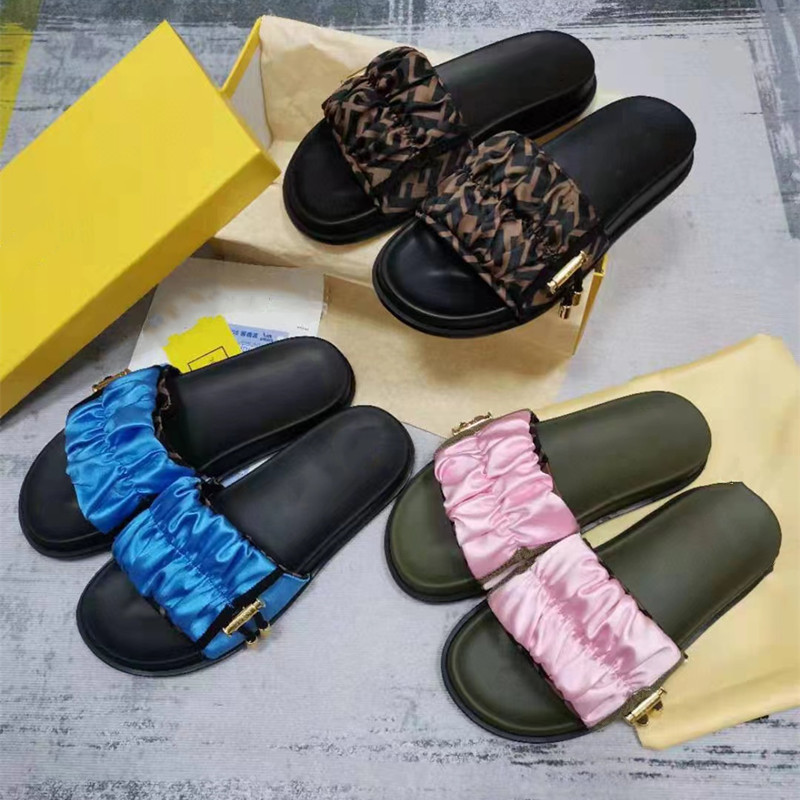 

Beach Slides Women Square Toe Summer Designer Flat Slippers for Ladies Folds Cloudy Sandals FF Flip Flop, As picture