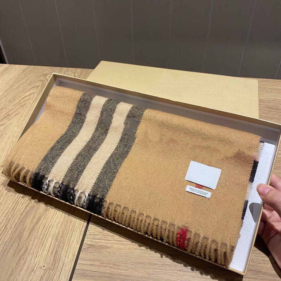 

2021 Classic cashmere scarf Double label brand scarf fashion winter warm scarves for men and women