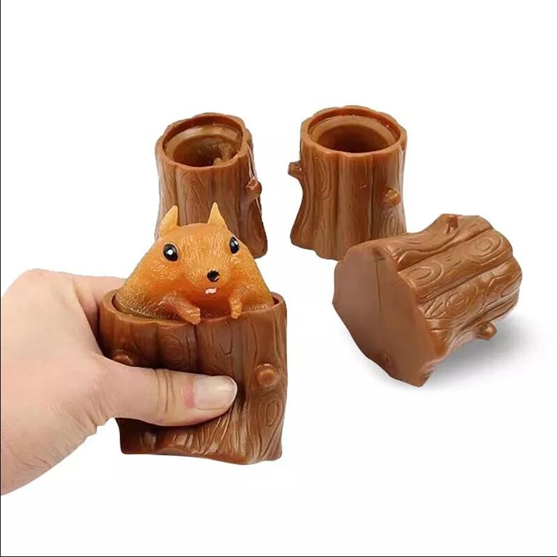 

Push Squeeze Evil Squirrel Cup Decompression Pinch Fidget Toy Flying Mouse Cartoon Animal Pen Holder Prank Squishy Toys