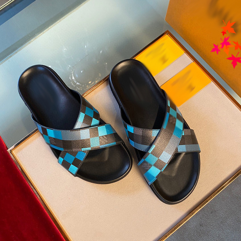 

2021 Designer luxurys slippers men sandals fashion beach shoes flip flops flat non-slip classical hole slipper with box size 39-45 -G242, Black