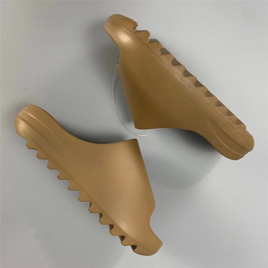 

2021 Kanye West Slide Slides Slider Bone Slippers Desert Sand Resin Black flip flops Mens For Women Sandals Scuffs White loafers