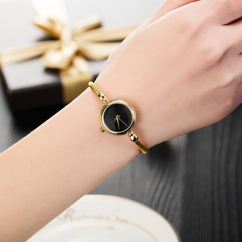 

Wristwatches Versatile Student Watch Creative Bracelet Buckle Alloy Strap Women Montre Femme Fashion Clock Relogio Feminino, As picture show
