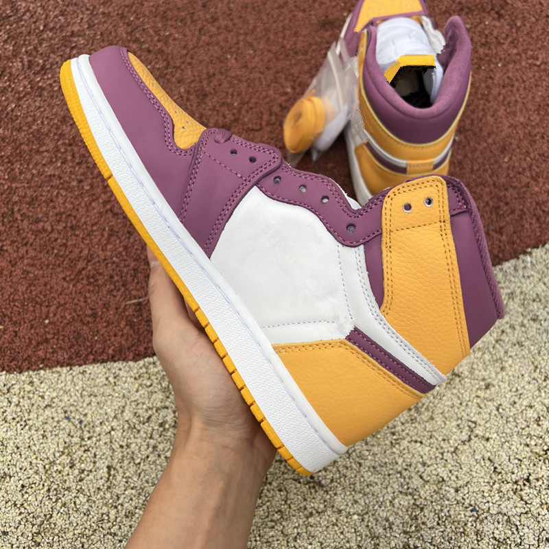

2022 Jumpman 1 High OG Brotherhood Shoes University Gold Light Bordeaux White Mens Women 1s Sports Sneakers With box 36-46, Pay for extra lace
