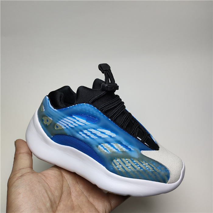 

Kids 700v3 Infants Running Shoes Girls Azareth Safflower Yellow Sneakers Children Little Boys Azael Black white Kanyes V3 Alvah Skeleton Wests Trainers, Box;single purchase;no delivery