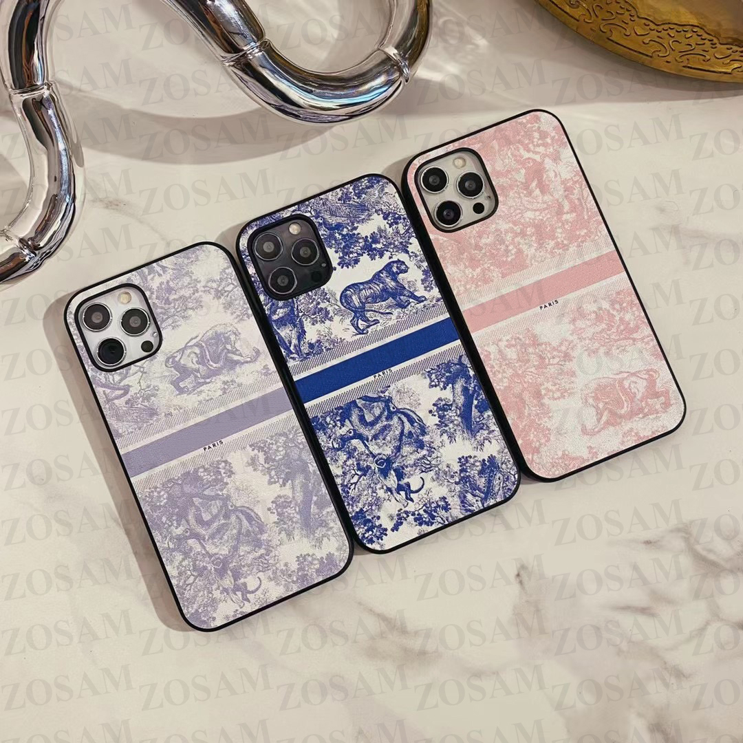 

Top Grade Designer Tote Phone Cases For iPhone 13 13pro 13mini 12 Mini 12pro 11 Pro Max X Xs Xr 8 7 Plus Leather Skin Print Animal Forest Case Cover