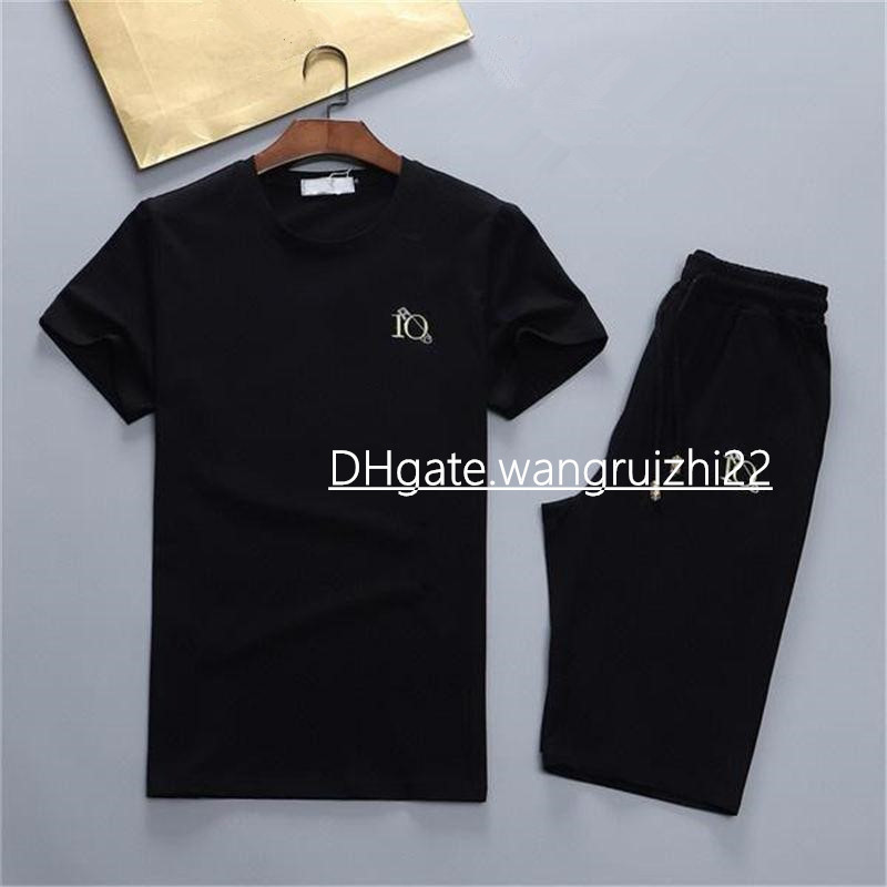 

2021 Designer Embroidery Summer Fashion Mens Summer Tracksuits Men Tee Shirts O-Neck Sportsuit Suit Sportswear Set Casual Short Sets, Gray