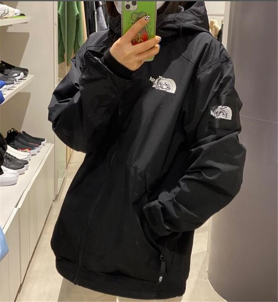 

Men's women's outdoor jackets printed logo windbreaker jacket Outerwear designer brand casual hooded Coats fashion unisex High quality tops Ski-wear coat C804