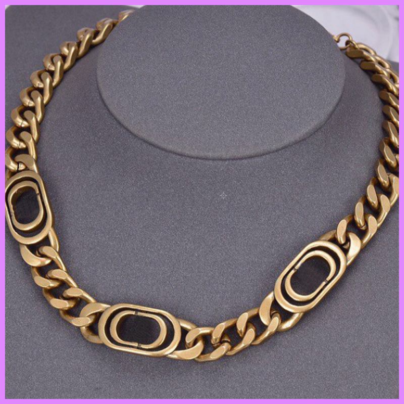 

Wholesale Retro Women Chokers Necklace Designer Necklaces Bronze Chains Designers Jewelry Girls Ornaments Jewelrys Anniversary D2111267F