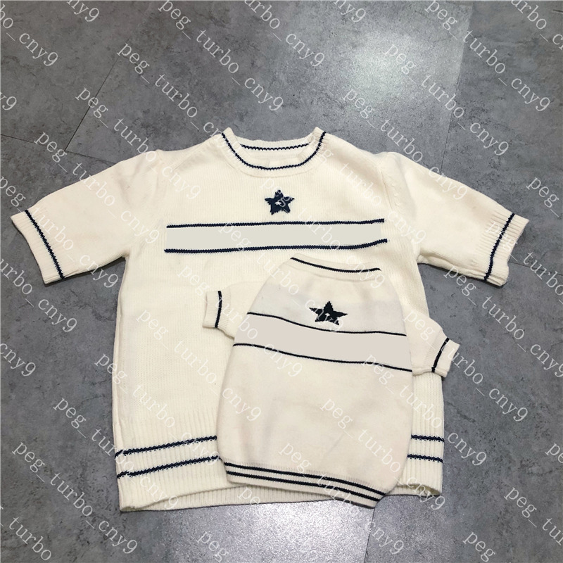 

Designers Pet Sweater Dog Apparel Letter Logo Pets Sweatshirts Tops Winter Bulldog Dogs Sweaters Clothing, Beige