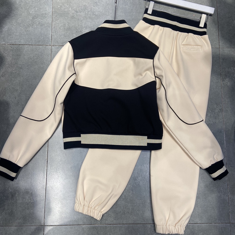 

Women 2022 cotton embroidery letter-breasted sweatshirt sweatpants sports suit 1114, Customize