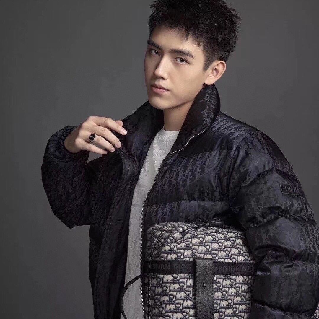 

CD autumn and winter new jacquard retro old letter black bright face down jacket men's and women's casual loose top, Black;brown