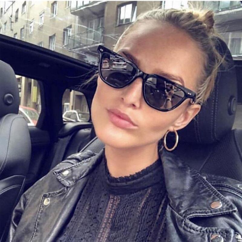 

Sunglasses 2021 Fashion Cute Sexy Ladies Square Women Vintage Brand Narrow Small Sun Glasses Female Rivet Shades Oculos