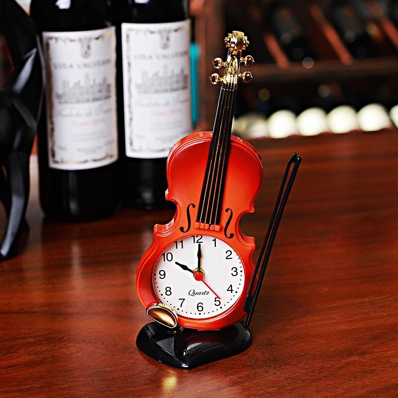 

Desk & Table Clocks Creative Violin Students Use Alarm Clock Fashion Simple European Style Children's Cute Cartoon Bedside Retro Ornament