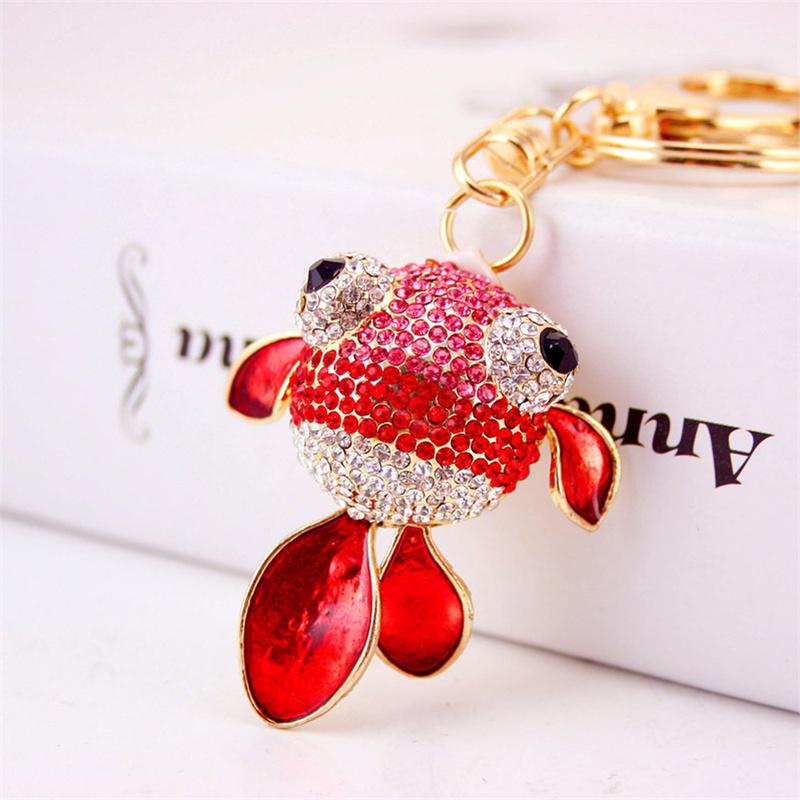 

Keychains Exquisite Crystal Fish Keychain Fashion Creative Women's Goldfish Bag Buckle Car Pendant Colorful Keyrings