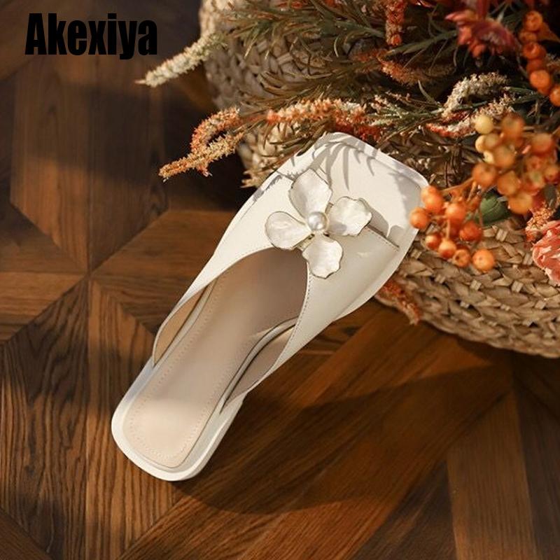 

Slippers Elegant Sweet Flowers Pearl High Heels Flat Fashion Women BC570 Sandals Shoes 2021, Beige