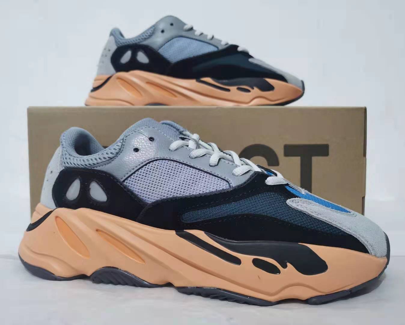 

2021 Luxury Blue Inertia 700 Mens Running Shoes V3 Static Vanta Utility Black Bone Clay Brown Tephra Salt Sun 700s Men Women Trainers Sports