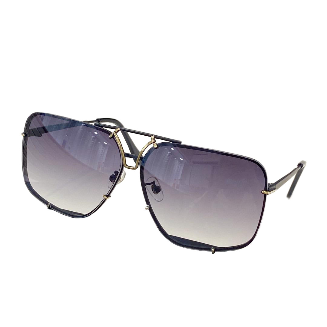 

Sunglasses For Men and Women Summer style P8928 Anti-Ultraviolet Retro Square Plate Metal Invisible frame fashion Eyeglasses Random Box